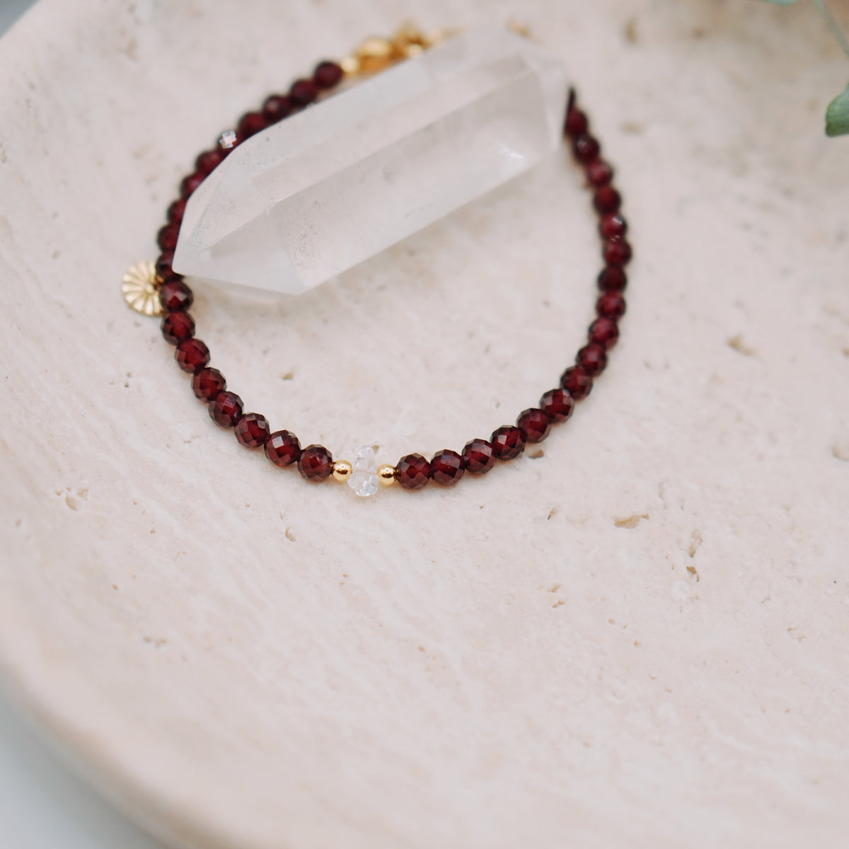 SAVÉA • Granat & Herkimer Diamant Armband