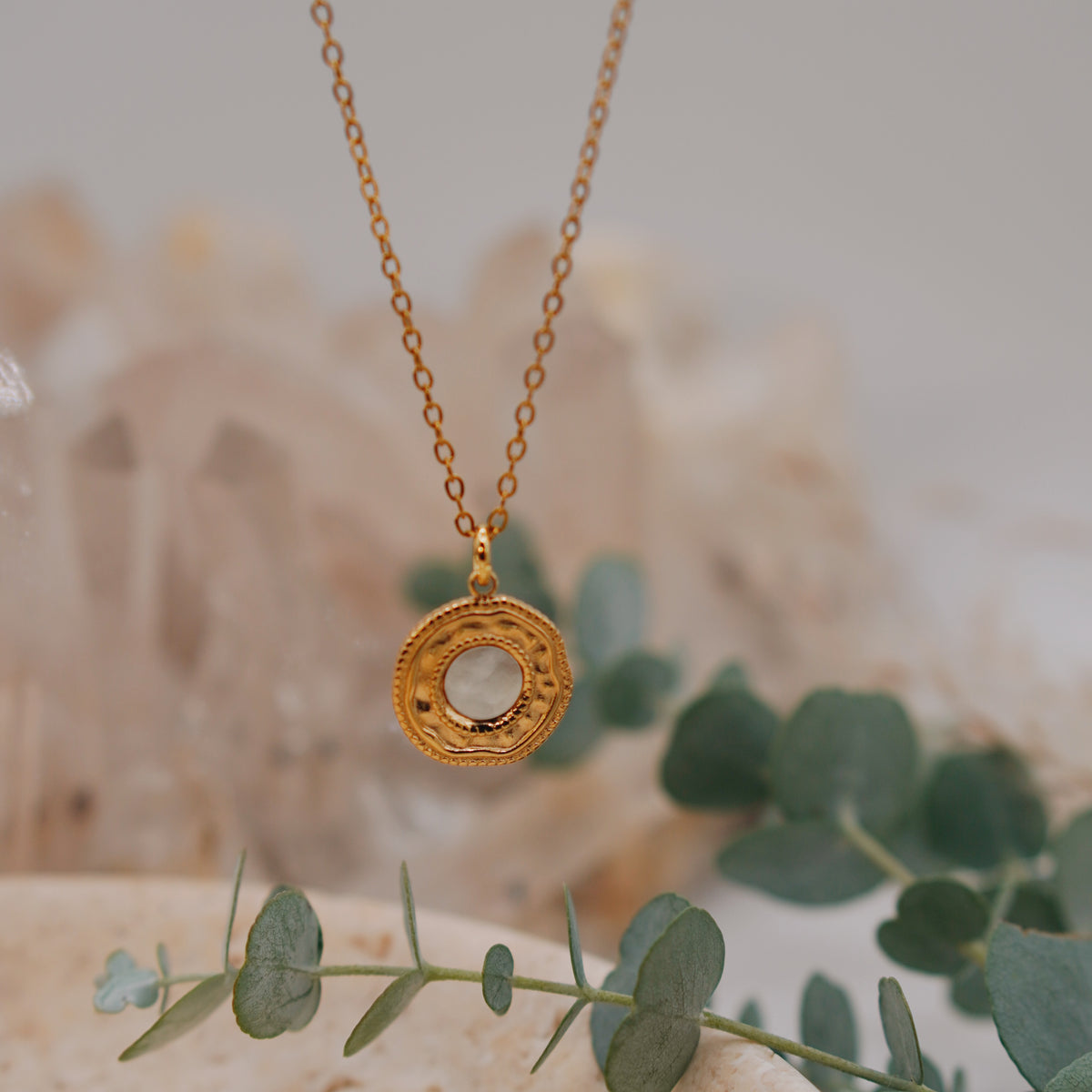 ELYSIA · Perlmutt Kette